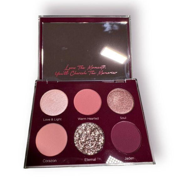 Dominique Cosmetics Uncondition Eyeshadow Palette 6 Colors - Picture 3 of 3